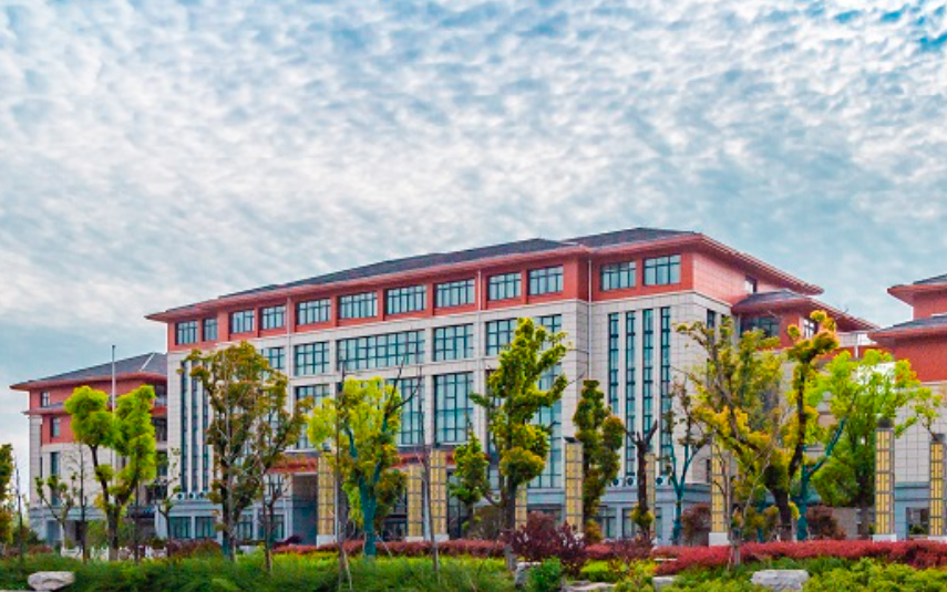 揚州大學(xué)廣陵學(xué)院教室空調(diào)智能管理系統(tǒng)上線